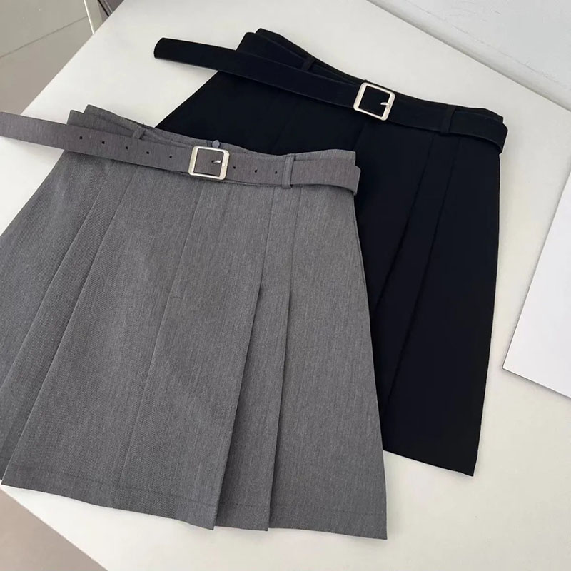 Lucyever, falda acampanada de  - Summer Zara reseña y precio